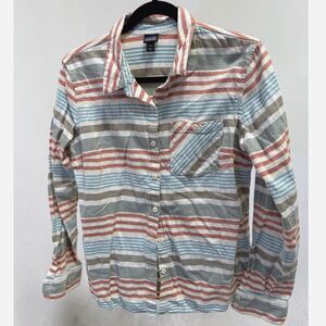 Patagonia 100% cotton long sleeve button up striped flannel